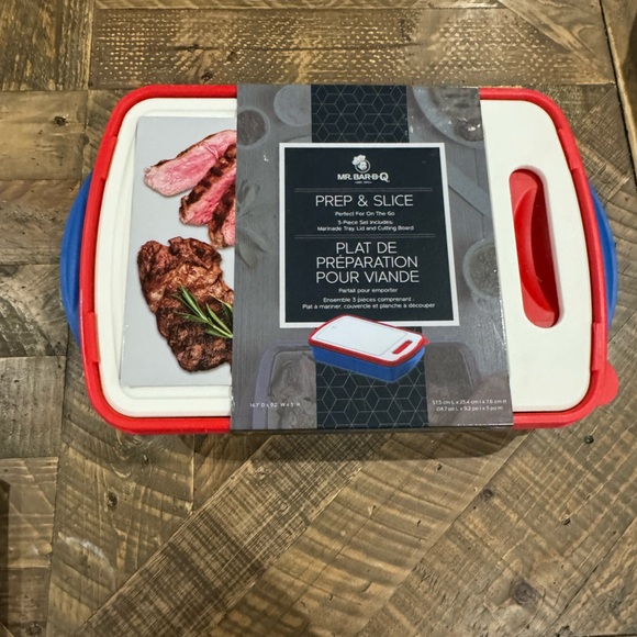 Mr. Bar-B-Q Prep & Slice. 3 Piece Set.Marinade Tray, Lid & Cutting Board. - Picture 4 of 5